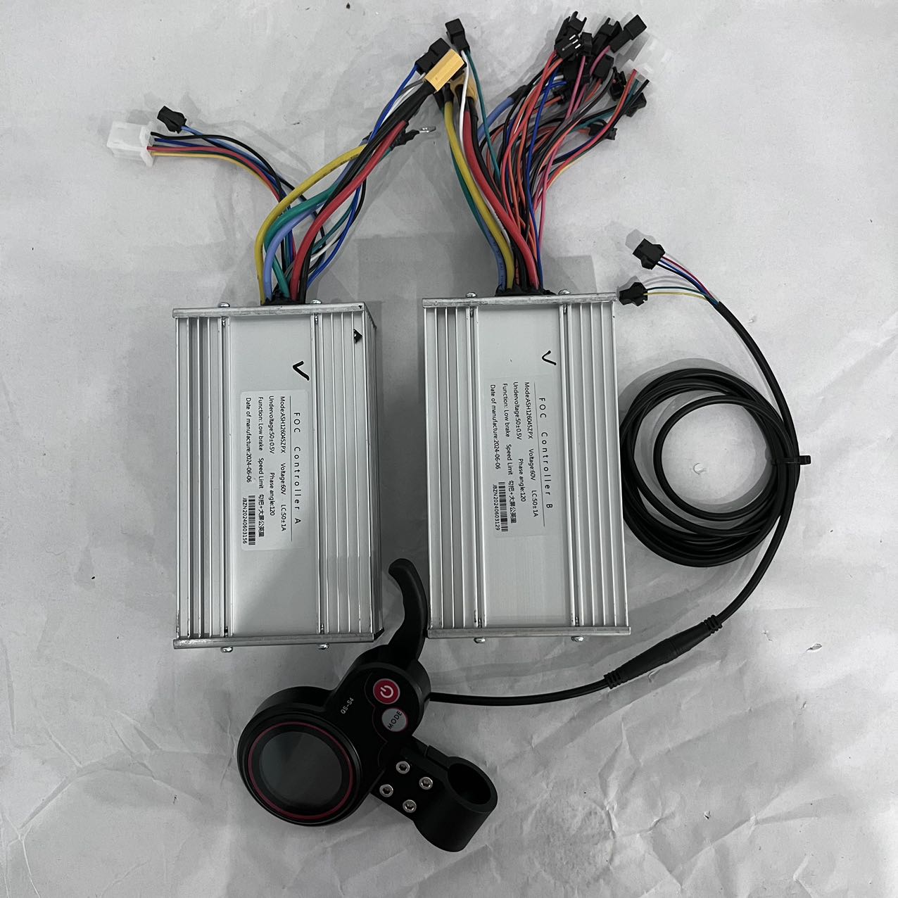 5600W 6000W E Scooter Parts 60 - 60V 5600W Dual Motor Electric Scooter 评论和价格
